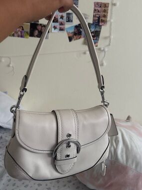Cream Leather Shoulder Bag with Buckle Detail